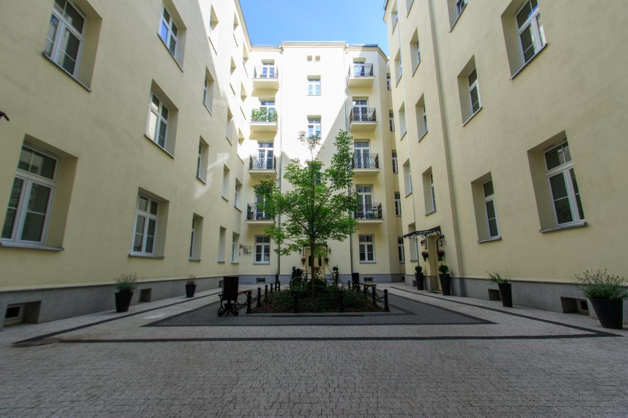 Rental Apartments Wilcza Varsó Kültér fotó