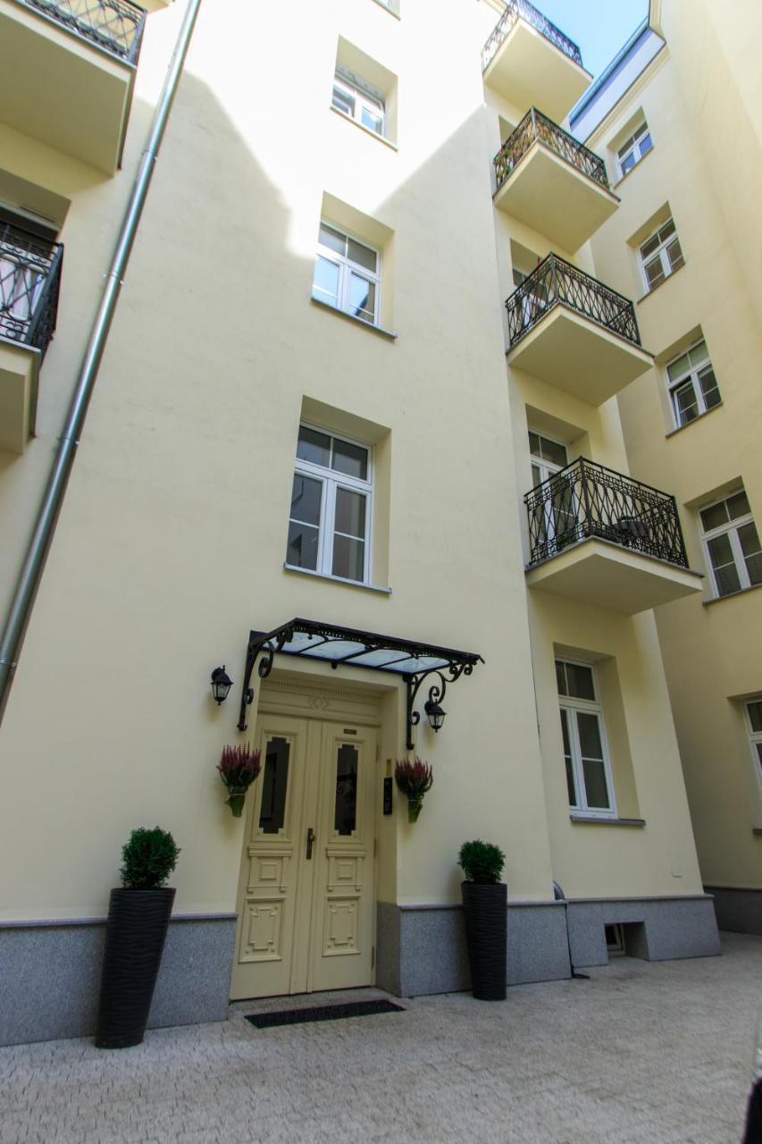 Rental Apartments Wilcza Varsó Kültér fotó