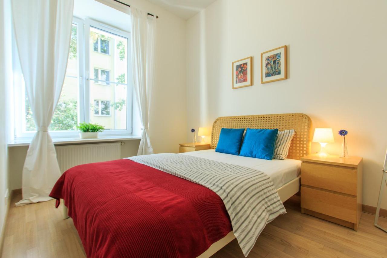 Rental Apartments Wilcza Varsó Kültér fotó